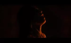 एक दोस्त उसके स्तन पर सेक्सी फिल्म फुल सेक्सी बड़े बिस्तर और सह पर वयस्क अविश्वसनीय गड़बड़ कर दी ।