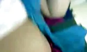एक सेक्सी मूवी हिंदी सेक्सी मूवी लड़की लंबे पैंट पहने हुए डालने का कार्य की एक बोतल के लिए सूरजमुखी तेल और खुद को डालने में एक dildo उसे बिल्ली
