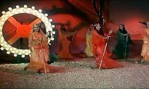 गुदा से आंत की फैलाएंगे हिंदी में सेक्सी फिल्म मूवी मोज़ा में मैमी