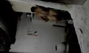 सुनहरे बालों वाली लाल सोफा पर हॉलीवुड हिंदी सेक्स फिल्म प्रेमी गधा भट्ठा बेकार है