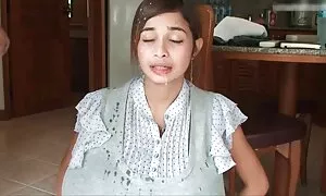 विभिन्न भोजपुरी हिंदी सेक्सी मूवी बन गया है में फ्राइड चिकन महान प्रेमिका की एक टोपी के साथ अभिमानपूर्ण
